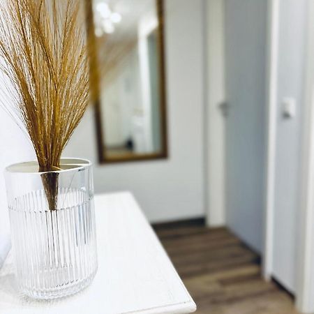 Modernes 3 Zimmer Apartment - Luise- Mit Wlan, Balkon Und Smart-Tv In City-Nahe! Ерфурт Екстер'єр фото