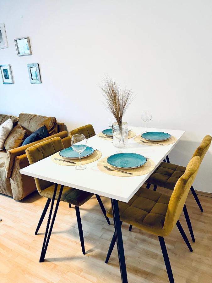 Modernes 3 Zimmer Apartment - Luise- Mit Wlan, Balkon Und Smart-Tv In City-Nahe! Ерфурт Екстер'єр фото