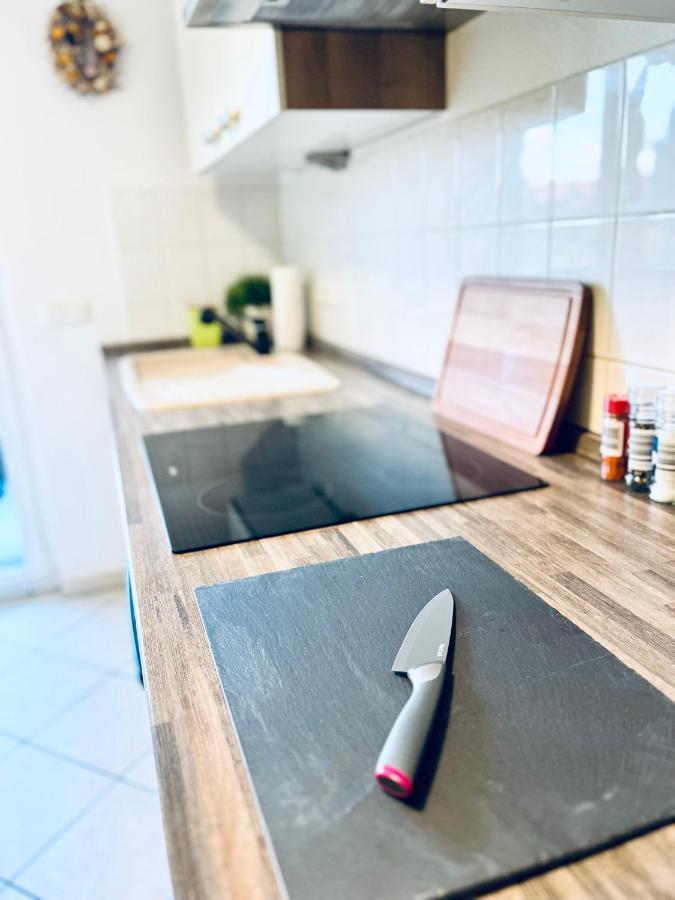 Modernes 3 Zimmer Apartment - Luise- Mit Wlan, Balkon Und Smart-Tv In City-Nahe! Ерфурт Екстер'єр фото